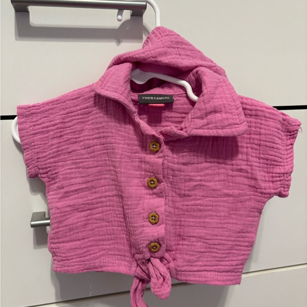 Vince Camuto Fuchsia Button-Down Crop Top with shorts